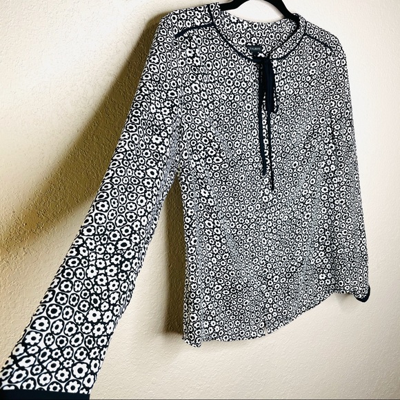 Talbots Floral Long Sleeve Front Tie Blouse S - Picture 5 of 14